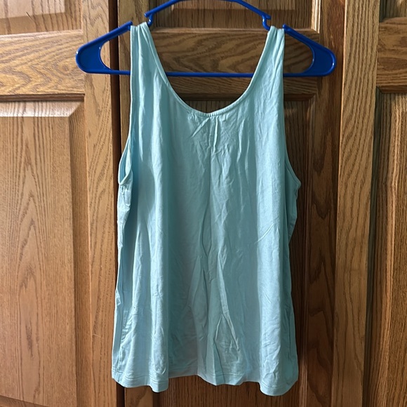 Yana k tank top new size large dusty blue color - Picture 3 of 5